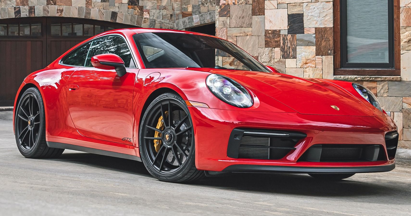 This Is How The Porsche 911 Carrera Became The Most Recognized