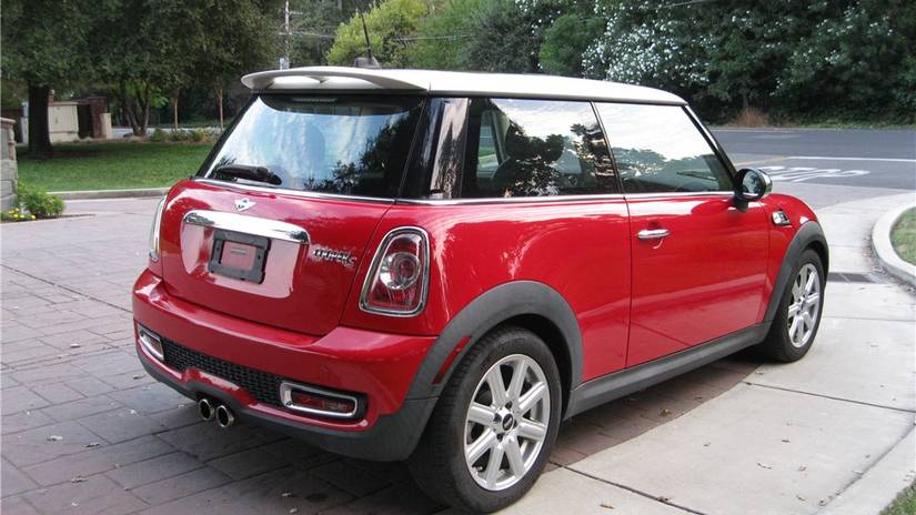 5 Reasons Why The R56 Mini Cooper S Is Awesome (5 Reasons Why We'd ...
