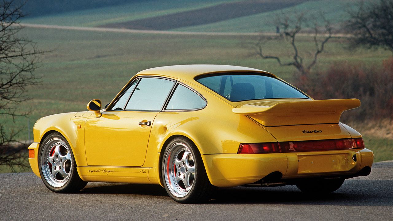 This Is What Makes The Porsche 964 So Popular To Modify
