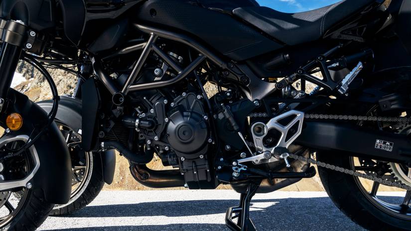 10 Things We Know About The 2023 Yamaha Niken GT