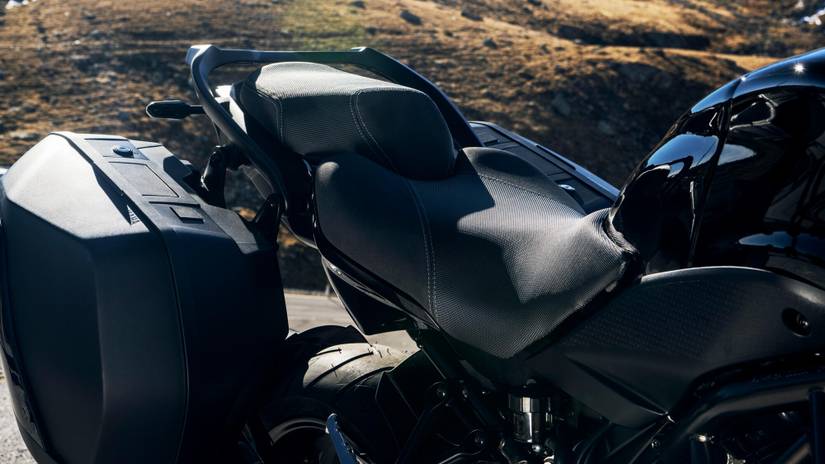 10 Things We Know About The 2023 Yamaha Niken GT