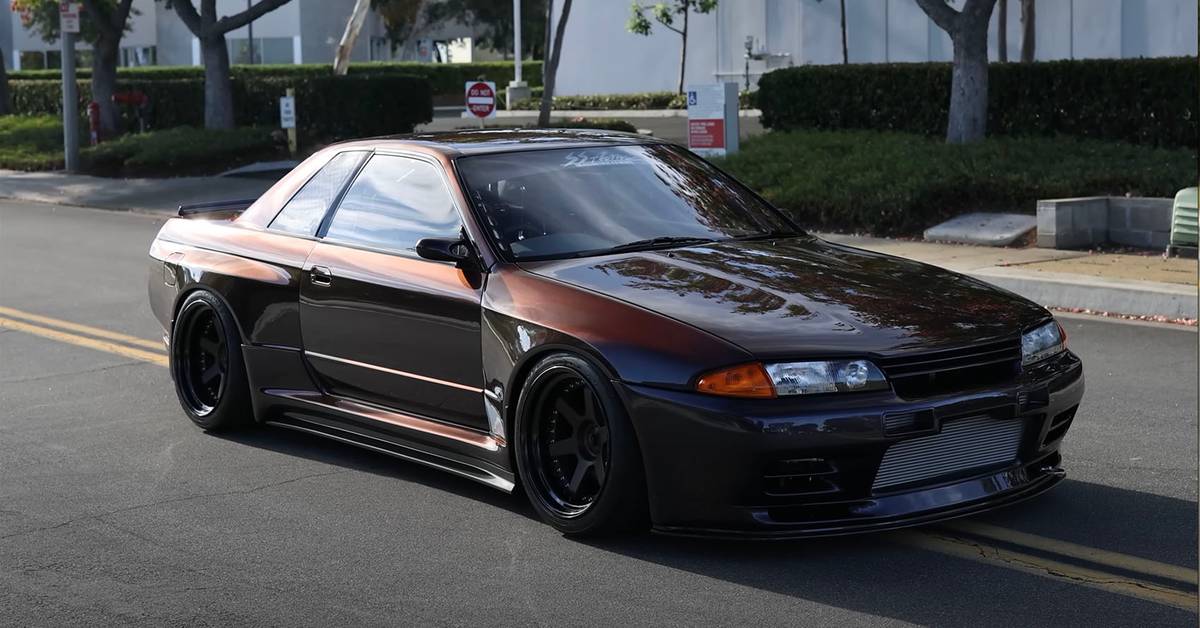 スカイライン GT-R (R32) MIDNIGHT 3 Garage Active Midnight Purple III Nissan R-32 GT-R Shot By Larry