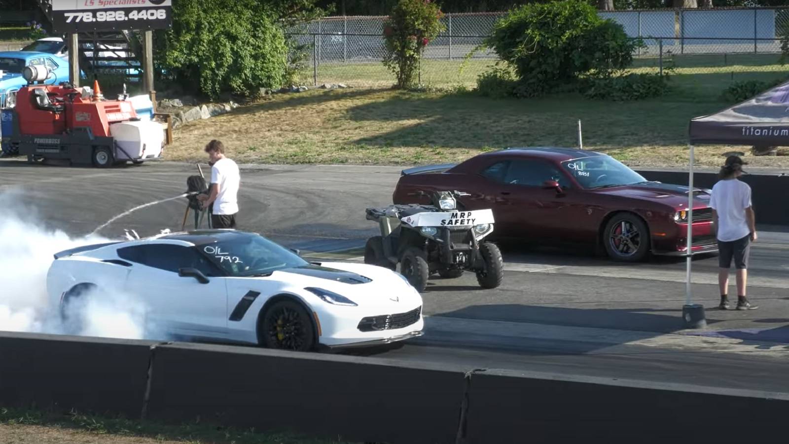 Watch This Dodge Challenger Hellcat And BMW Get Smoked By A C7 ...