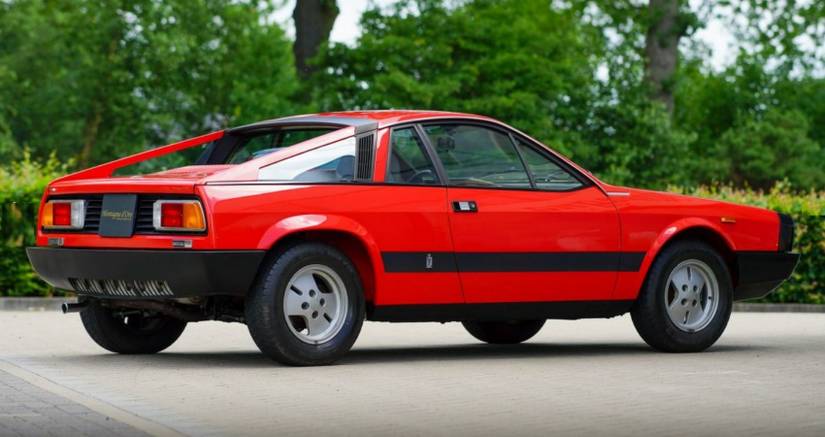 10 Classic European Sports Cars Everybody Loves... But They Really ...
