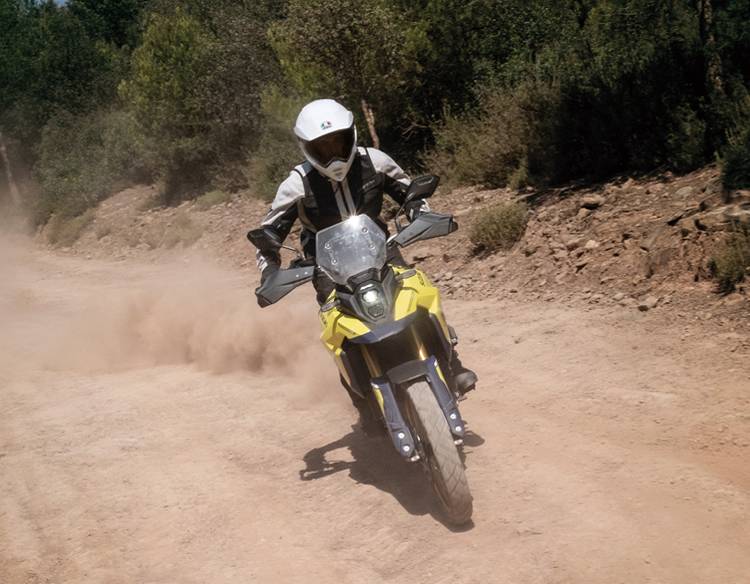 8 Things We Like About The 2023 Suzuki V-Strom 800DE