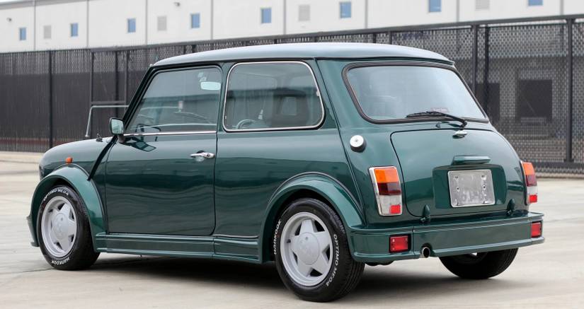 10 Classic British Sleeper Cars Every Gearhead Should Drive