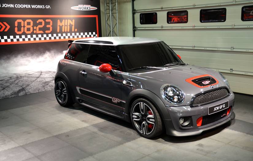 10 Cars That Prove Europeans Are The Undisputed Hot-Hatch Masters