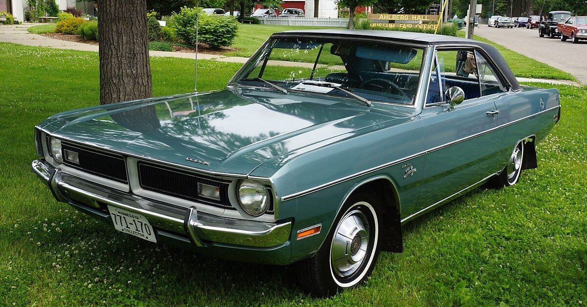 『do555』 A Detailed Look Back At The 1971 Dodge Dart Swinger
