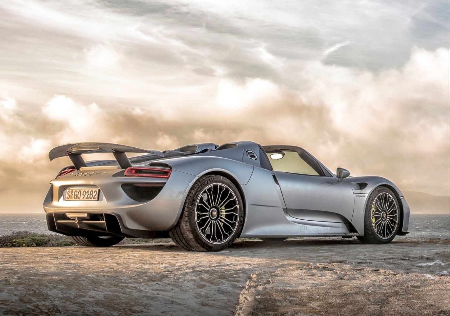 Everything We Know About The Porsche 918 Hypercar Successor