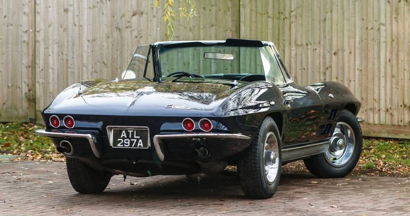 These Are The 10 Most Gorgeous Sports Cars From The 1960s