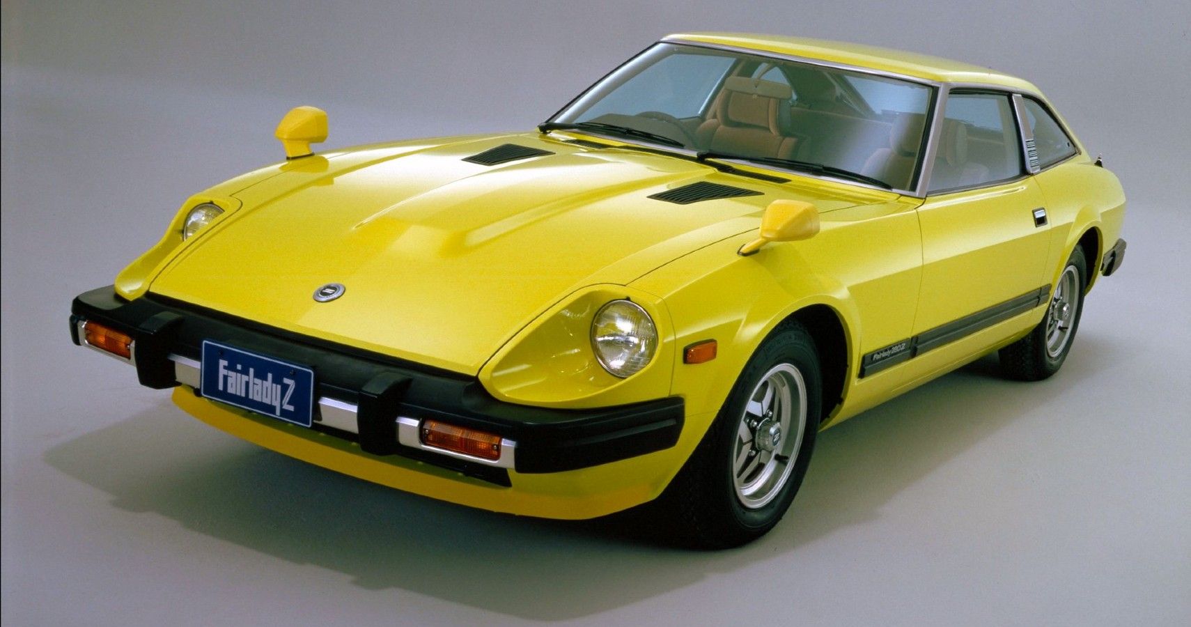 Datsun Fairlady 280Z レッド・イエロー Datsun Fairlady 280Z レッド・イエロー