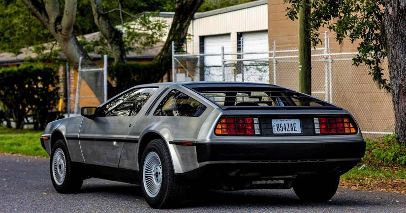 Dmc 12 Rear Here's Why John DeLorean's Daughter Wants To Use Corvette Power For The ...