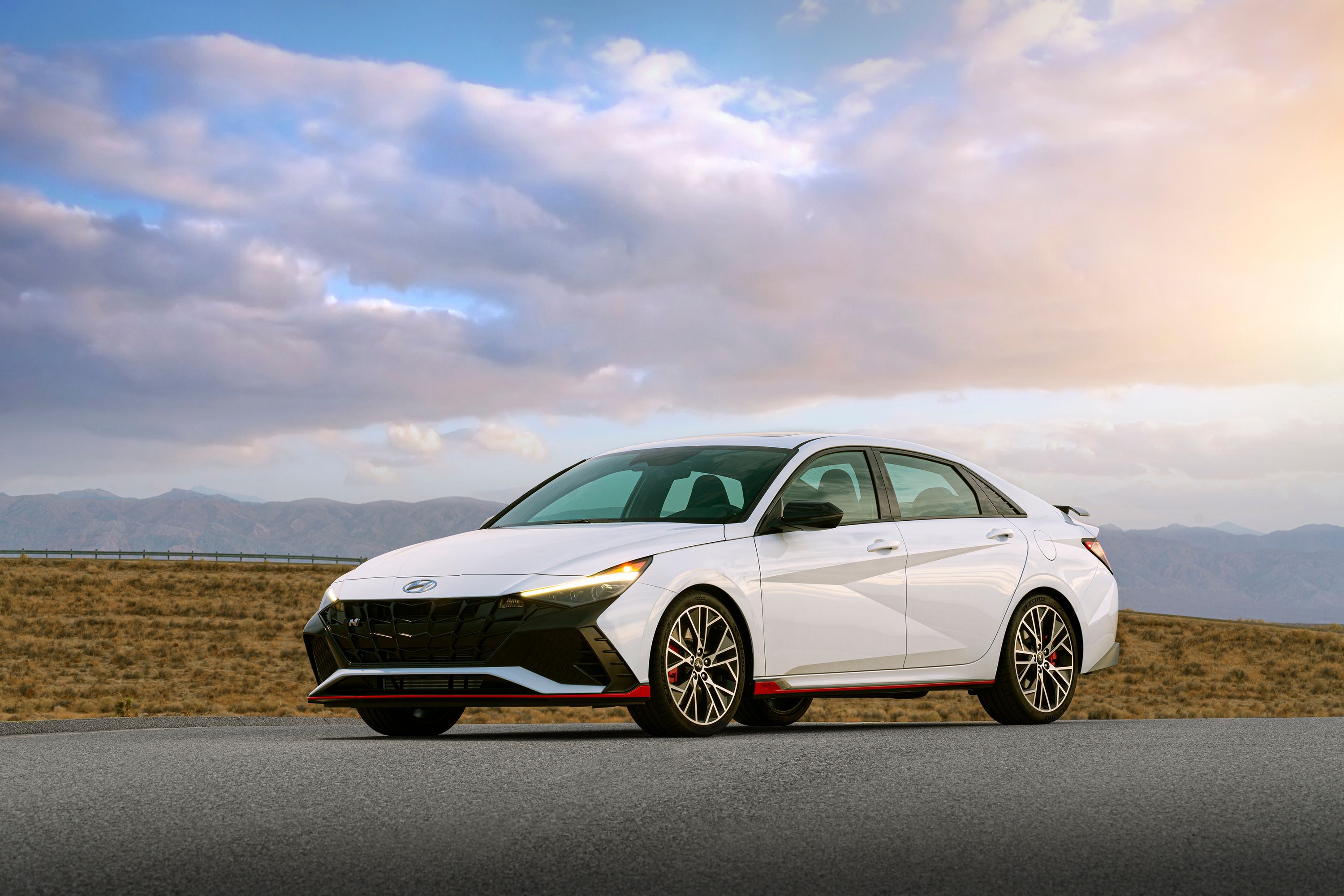 Hyundai Elantra N 2023 года выпуска