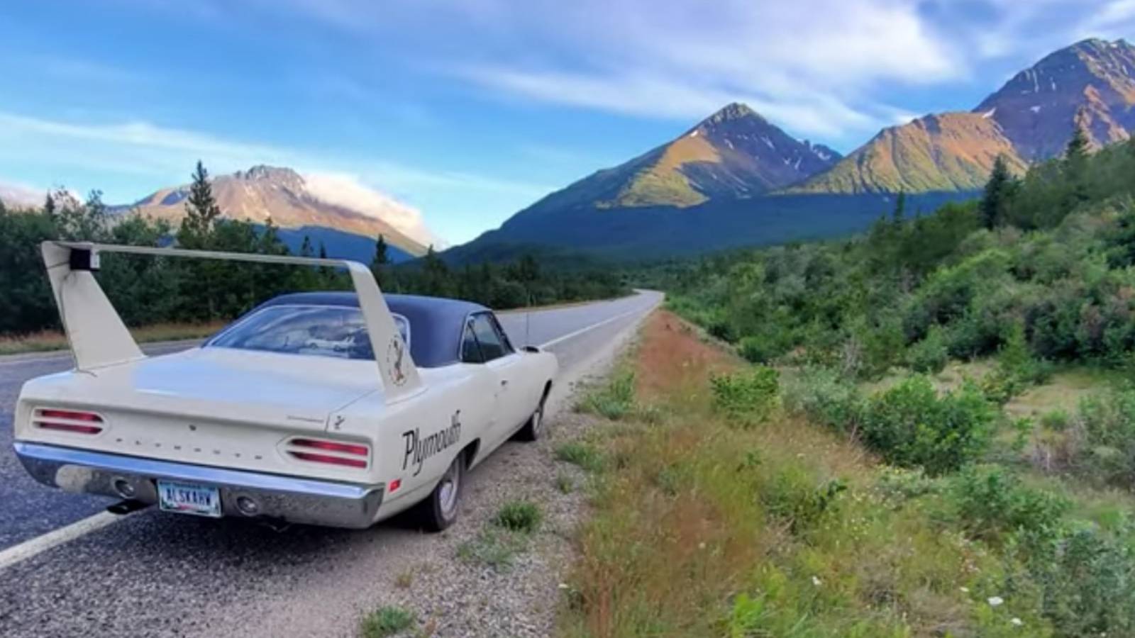 See This 1970 Plymouth Superbird Prove Itself On A Trip From Indiana To ...