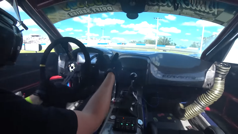 Check Out What Goes Into A Competition-Ready Chevrolet Corvette C6 ...