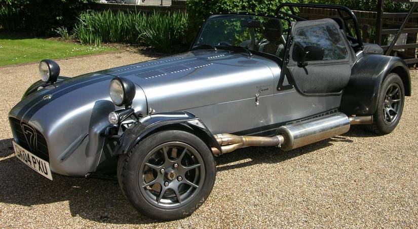 Caterham R700 10 Reasons Why Every Driving Enthusiast Should Get Behind The Wheel Of ...