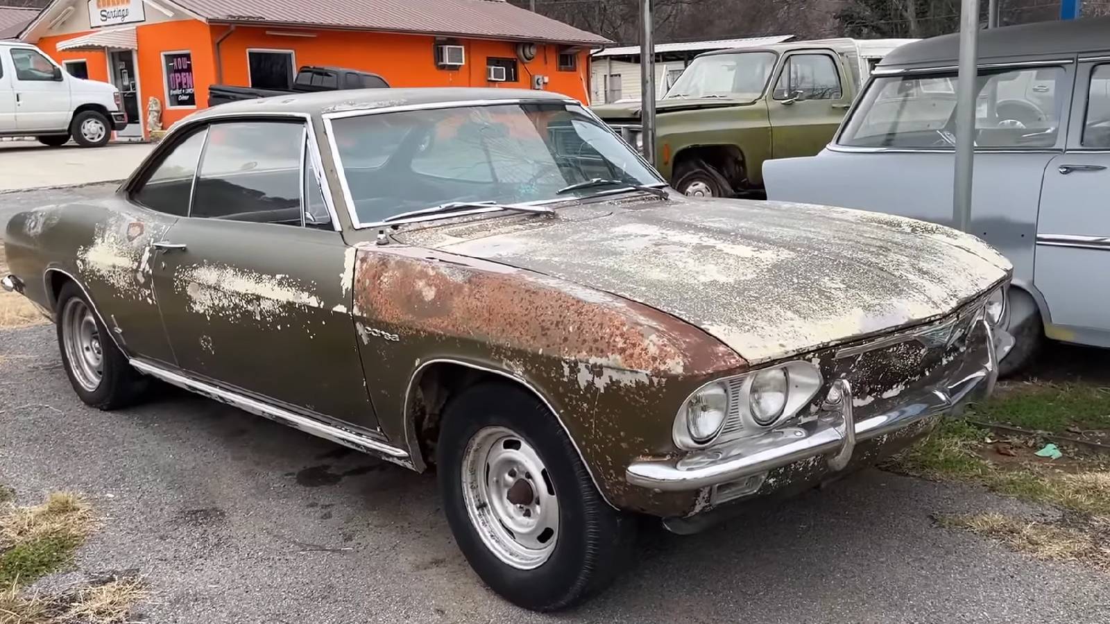 Check Out This Classic 1966 Chevrolet Corvair Corsa That Wants A New Home, image size:1600x900