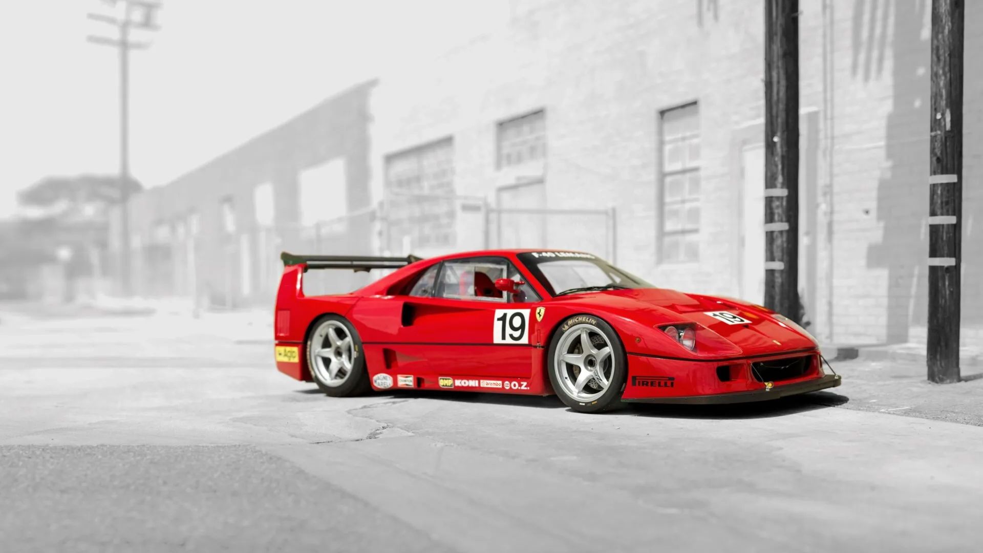 rojo Ferrari F40 LM
