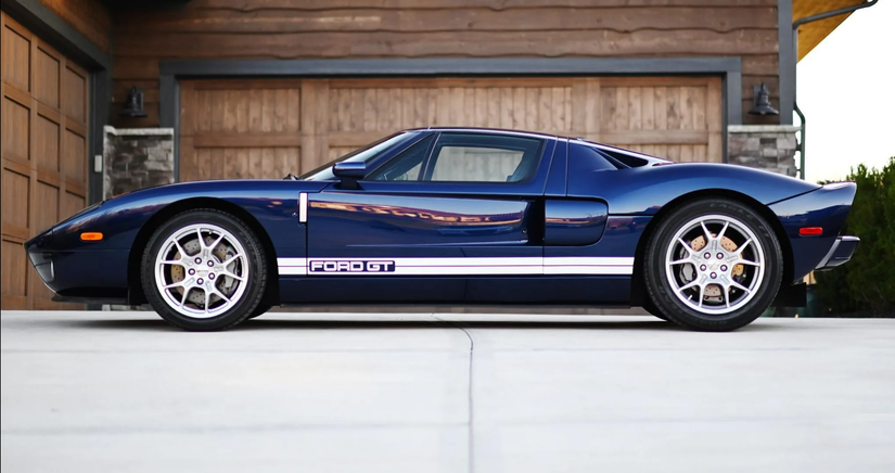 10 Best Mid-Engine Design Sports Cars Ever