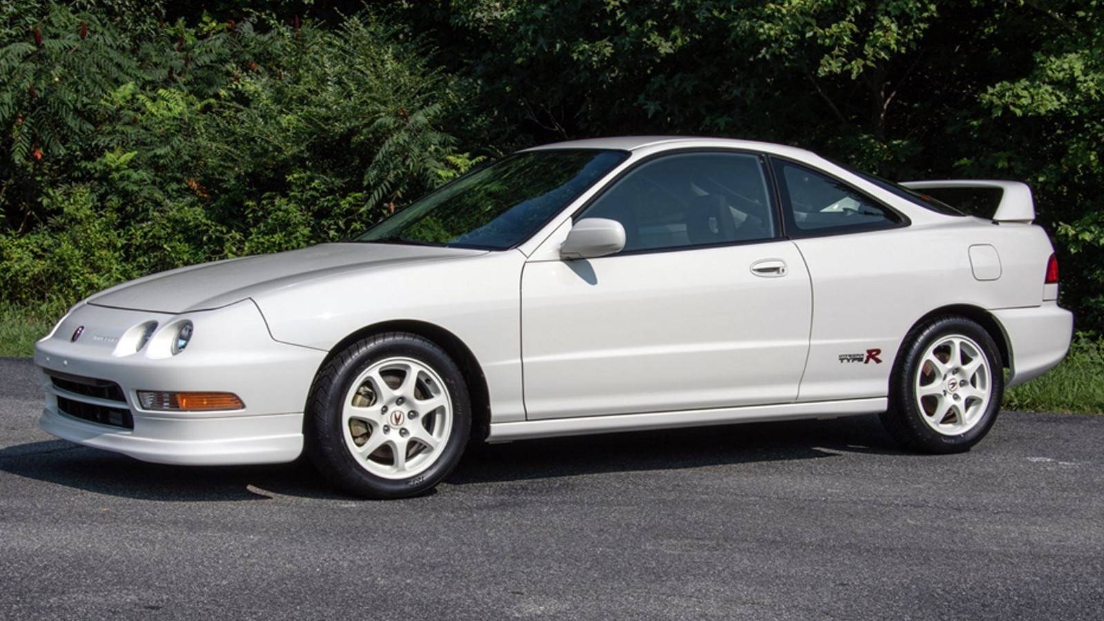 These Are Our 10 Favorite Features Of The Acura Integra Type R