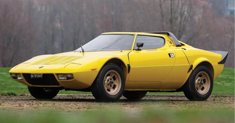 10 Best Mid-Engine Design Sports Cars Ever