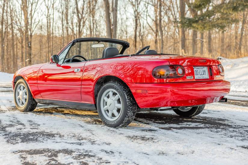 This Is How The Mazda Miata Changed The Automotive Scenery Forever