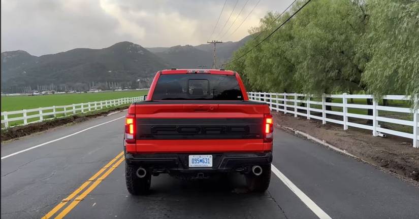 Here's A Race Between The Ram TRX And Ford Raptor R To Determine Which ...
