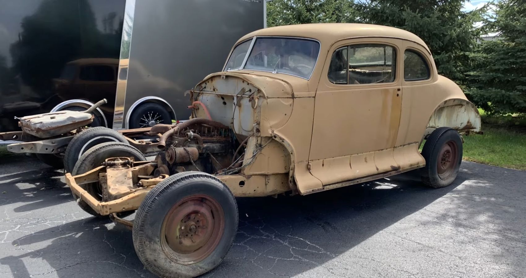 Watch This Backyard 1947 Hudson Super Six Become An Incredible