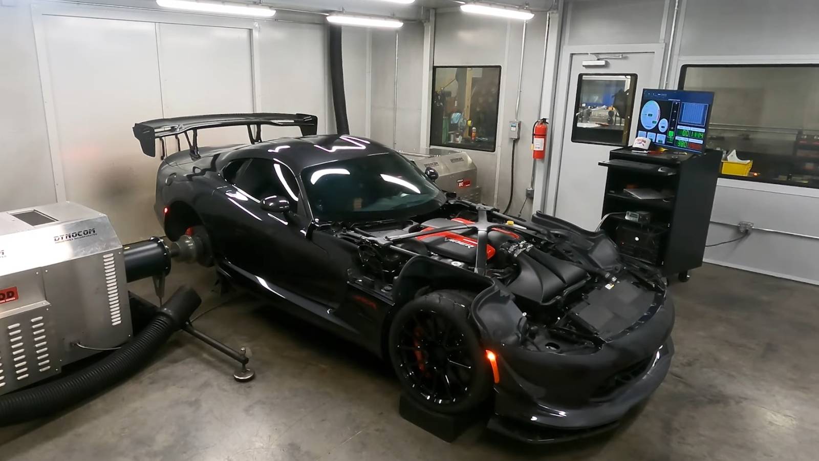 Watch How E85 Fuel Help This Dodge Viper Pull Incredible Numbers On The ...
