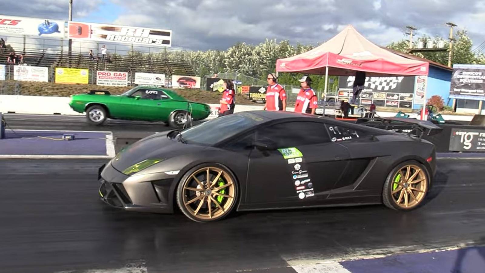 See These Muscle Cars And Classics Thrash Modern Machinery In A Series ...