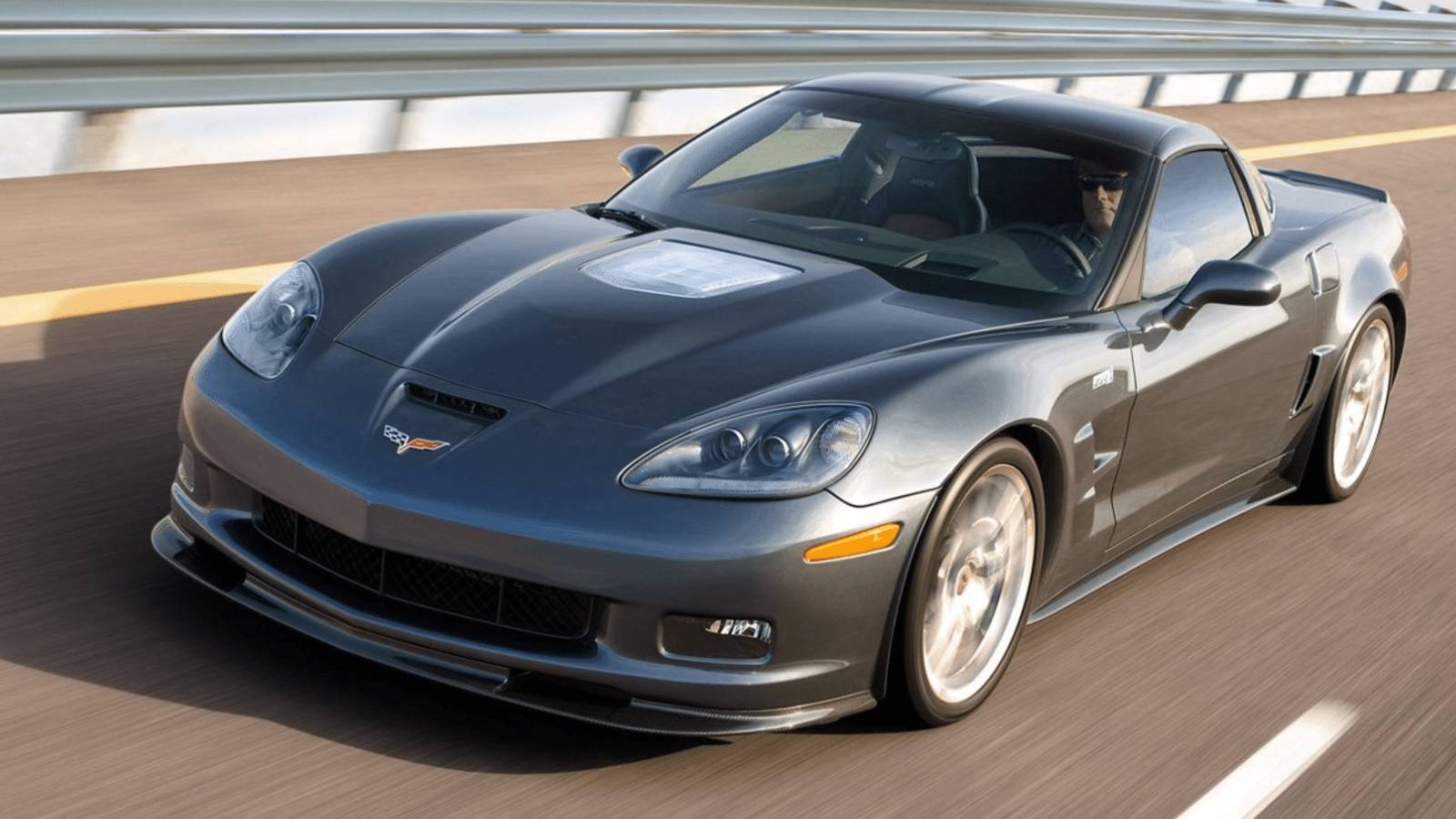 Why The Troublesome 2005 Chevrolet Corvette Has High Maintenance And Repair  Costs, image size:1600x900