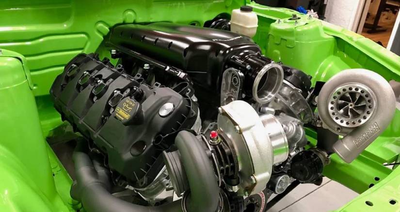 This Is How Ford's 5-liter Coyote V8 Stands Up To Drag Racing