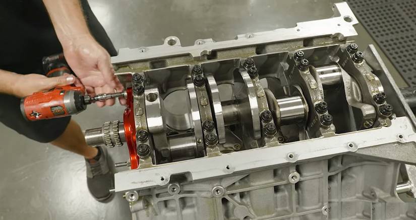 10 Most Potential Problems With V8 Engines