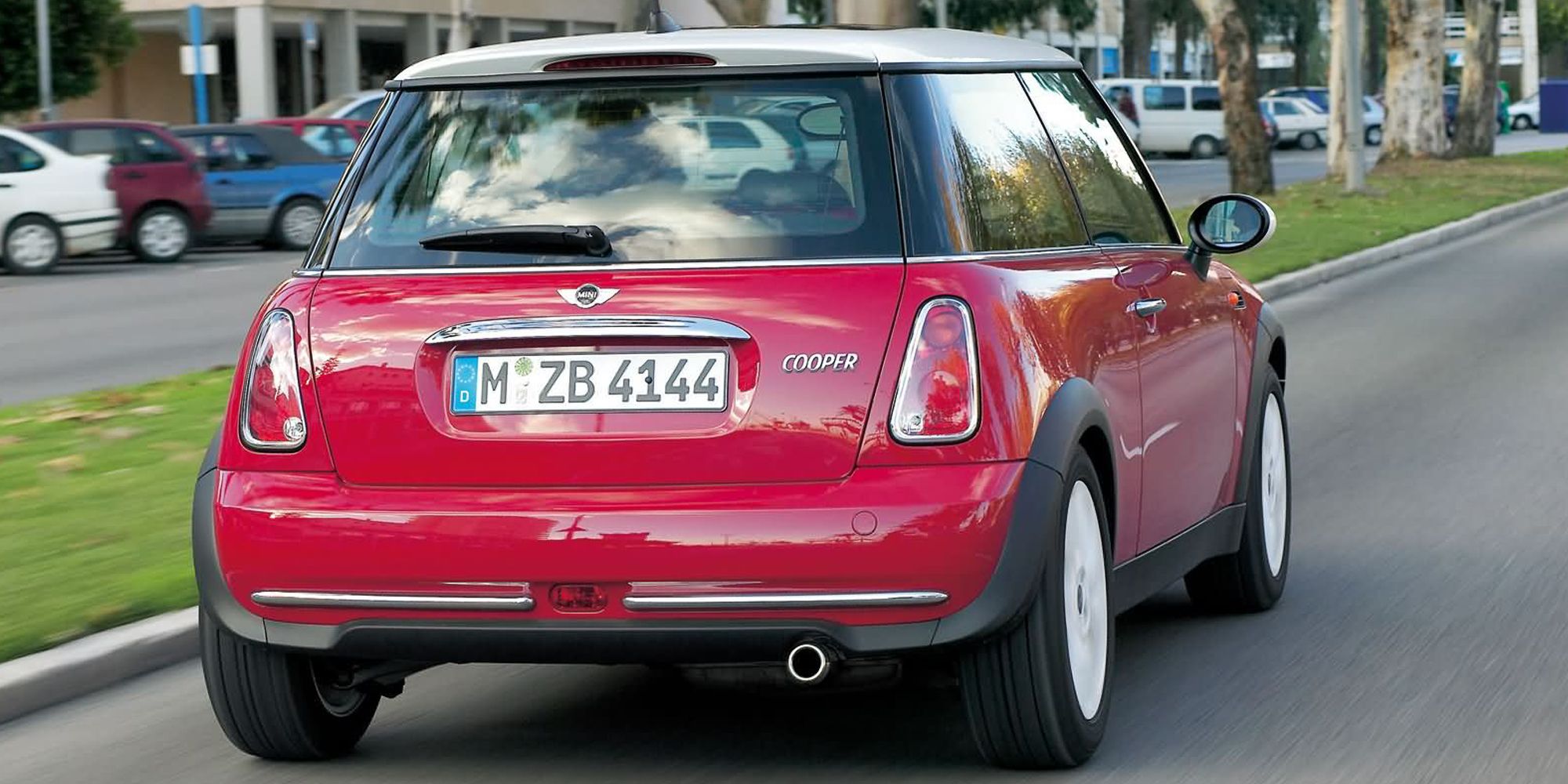 2002-2006 Mini Hatch: Prices, Specs, And Features