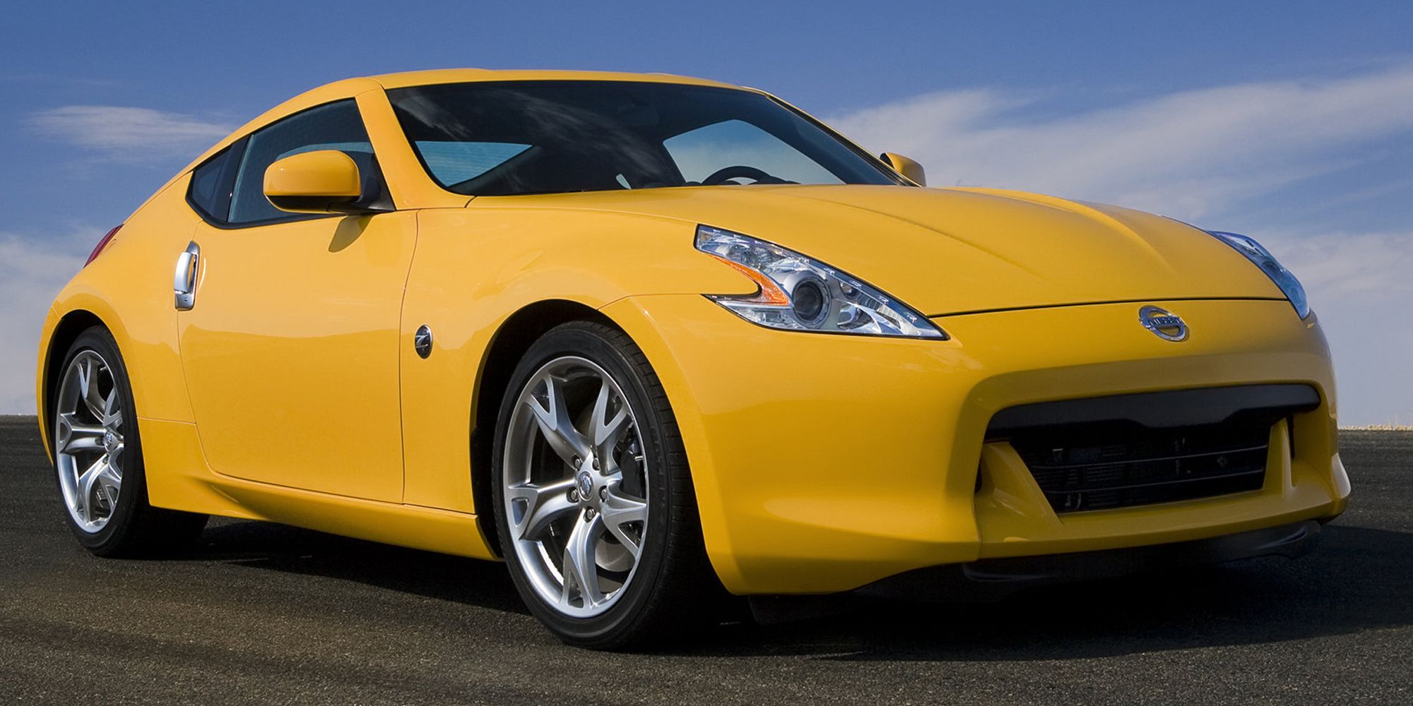 Nissan 370Z Front Quarter Chicane Yellow