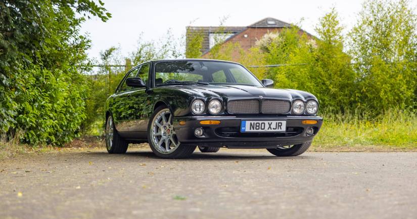 Why The Jaguar XJR 100 Was The Perfect Sleeper Sedan