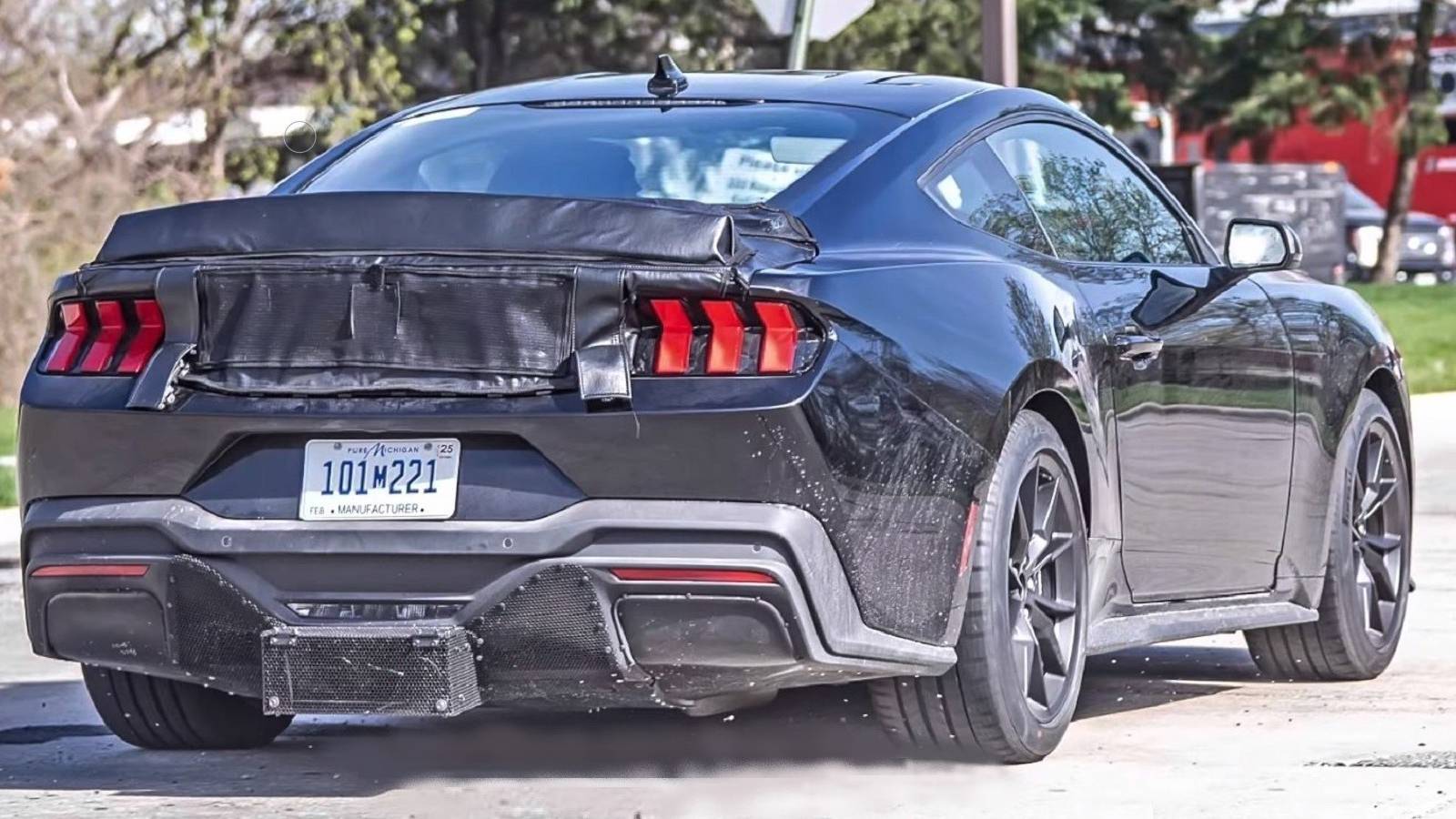 These S650 Ford Mustang Cobra Spyshots Cause A Dark Horse Owner To Have  Regrets, image size:1600x900