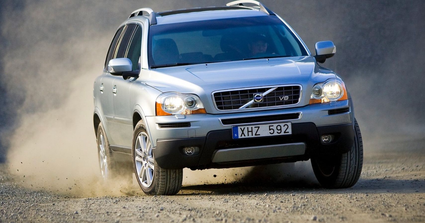 Volvo Dropping V60 Wagon, But Keeping Off-Road & High-Performance Versions  - Kelley Blue Book