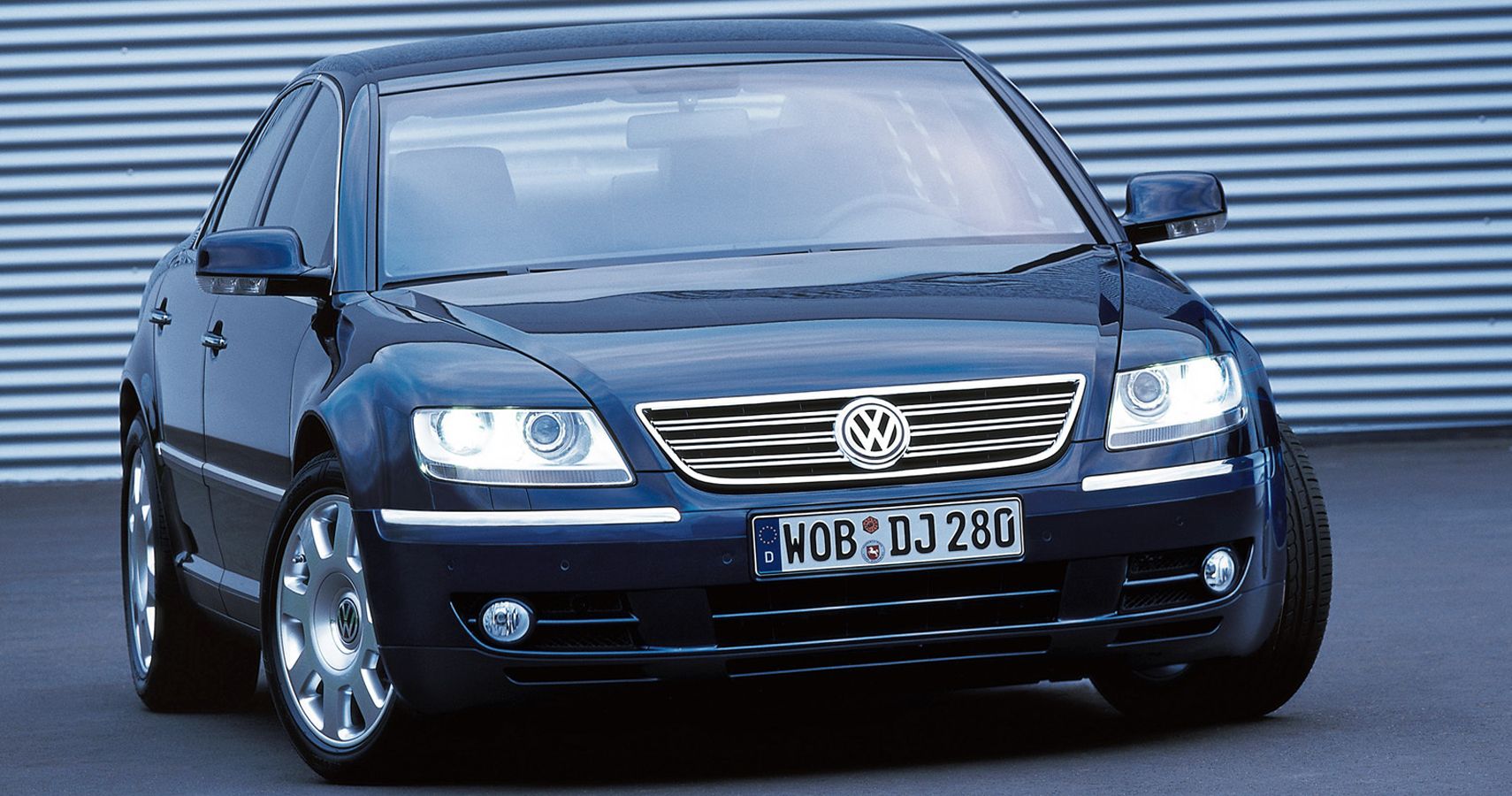 2004-2006 Volkswagen Phaeton: Prices, Specs, And Features