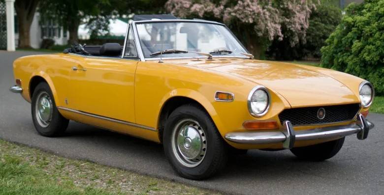 10 Classic European Sports Cars Worth Collecting