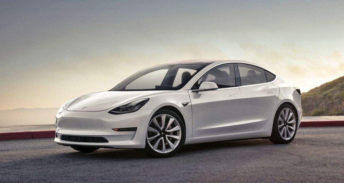 2018 Tesla Model 3 Side Profile