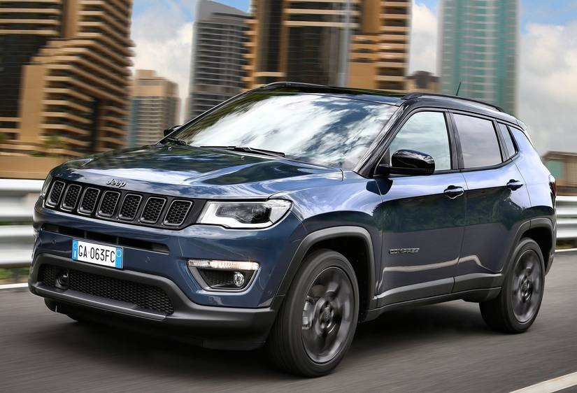10 Small SUVs That Dominate Off-Road