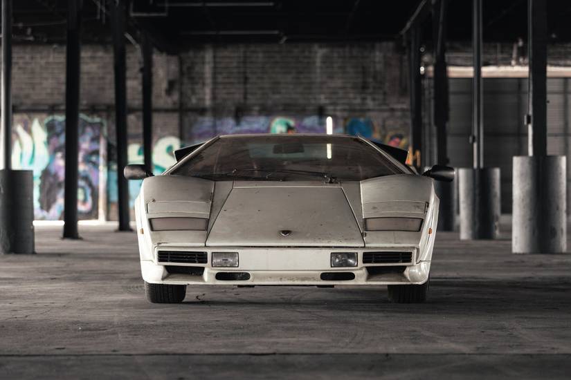 This Dusty Lamborghini Countach Is A Rare 80’s Supercar With A ...