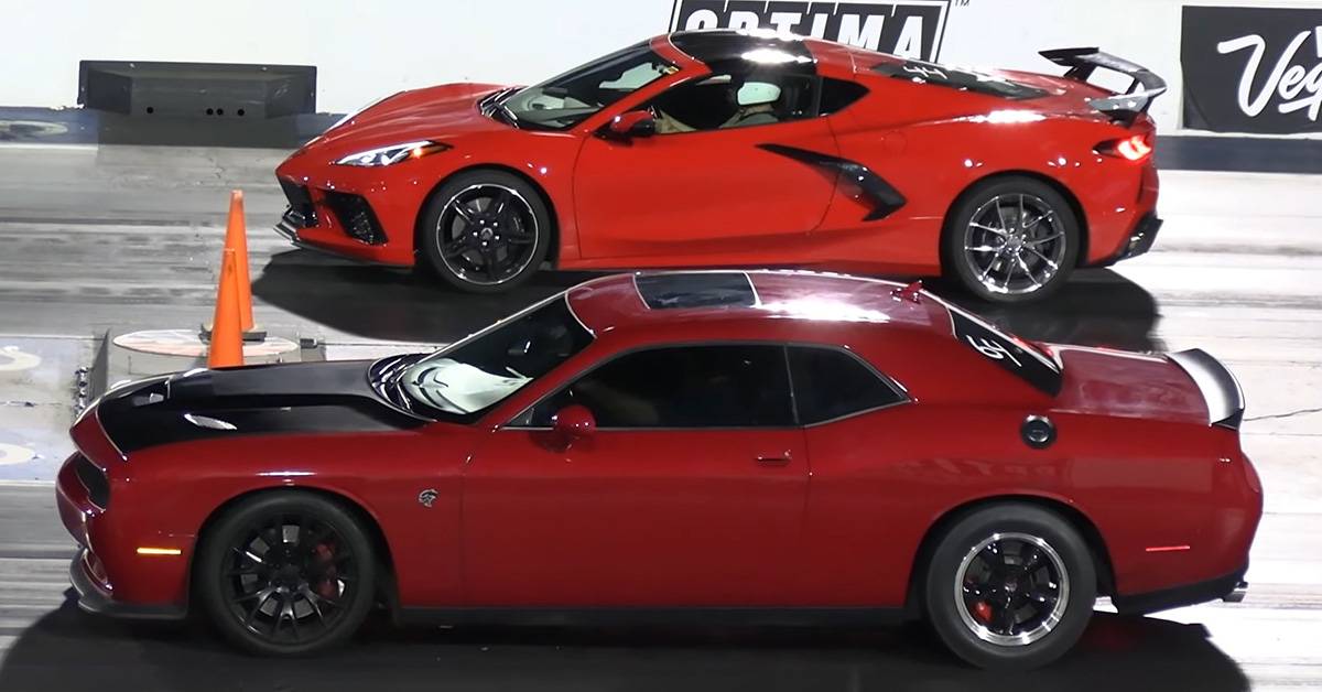 This Dodge Challenger SRT Hellcat Gets Stung By A C8 Chevrolet Corvette ...
