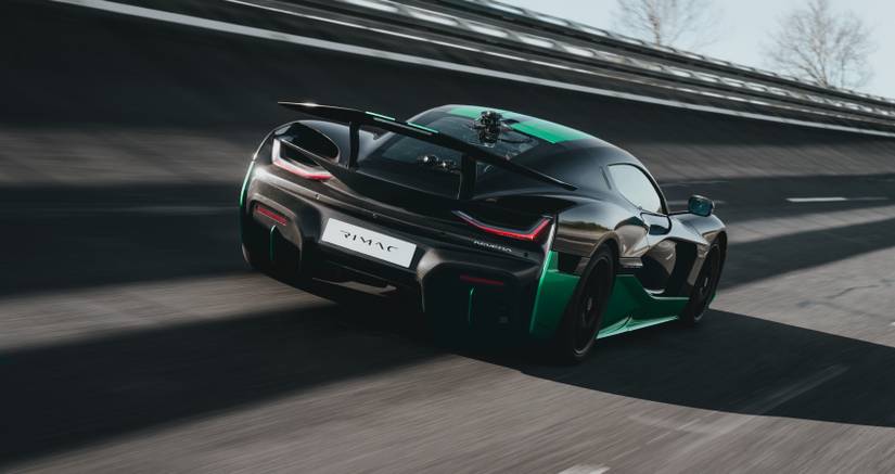 Koenigsegg Regera Leaves All Hypercars Far Behind With New 0-250-0 MPH ...
