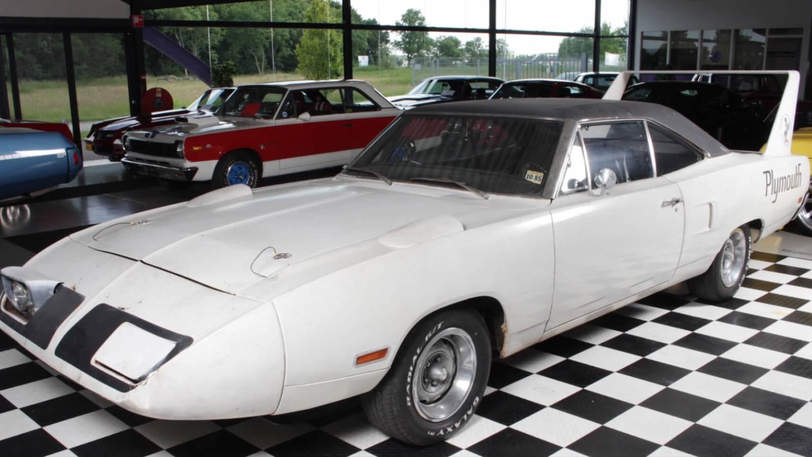 This 1970 Plymouth Superbird Is A Rare, All-Original Survivor, image size:1600x900