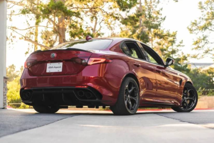 5 Reasons To Grab A Used Alfa Romeo Giulia (5 Reasons To Look Elsewhere)