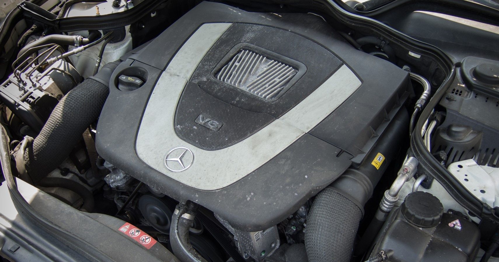 Mercedes Benz C-Class (W204) 2007 - 2014 Training Manual - OM642 Features -  Engine