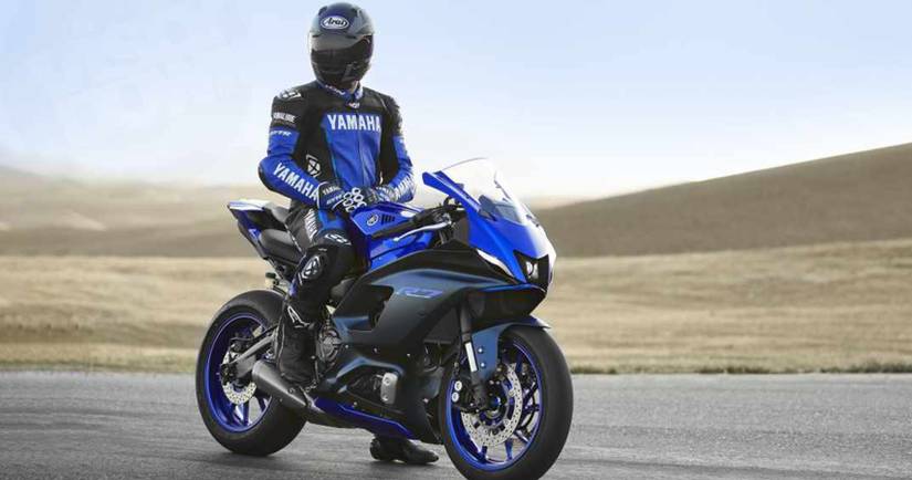 Here's Why The Yamaha R7 Is One Of The Best Sport Bikes Available Today
