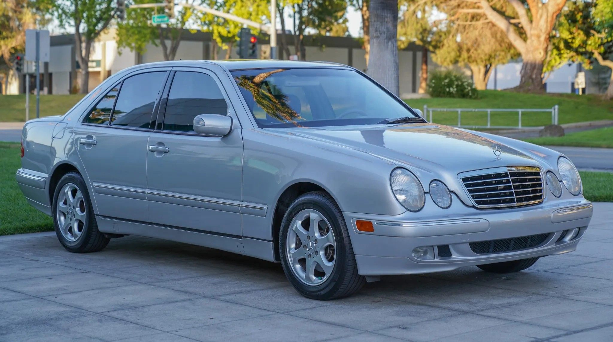 2002 Mercedes-Benz E320 in Silver